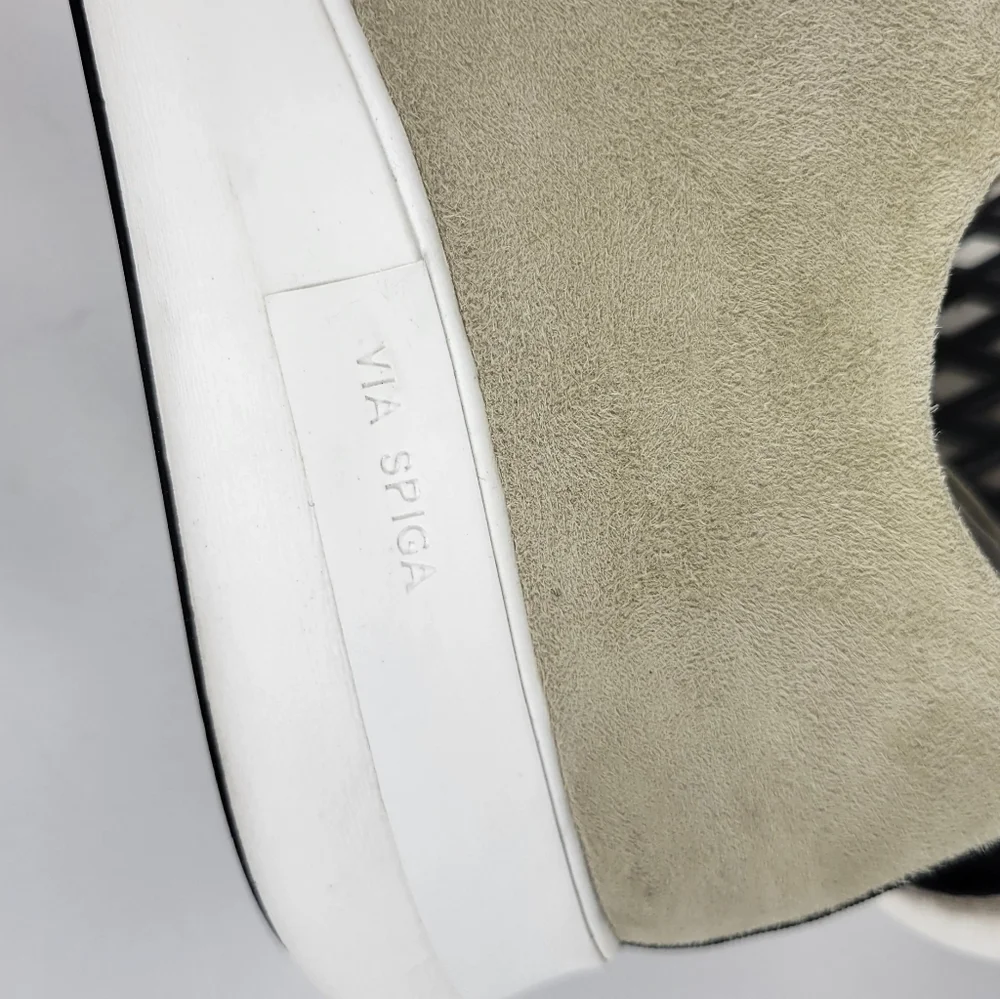Via Spiga Marlow Suede Sneakers #580 Size 8.5M
